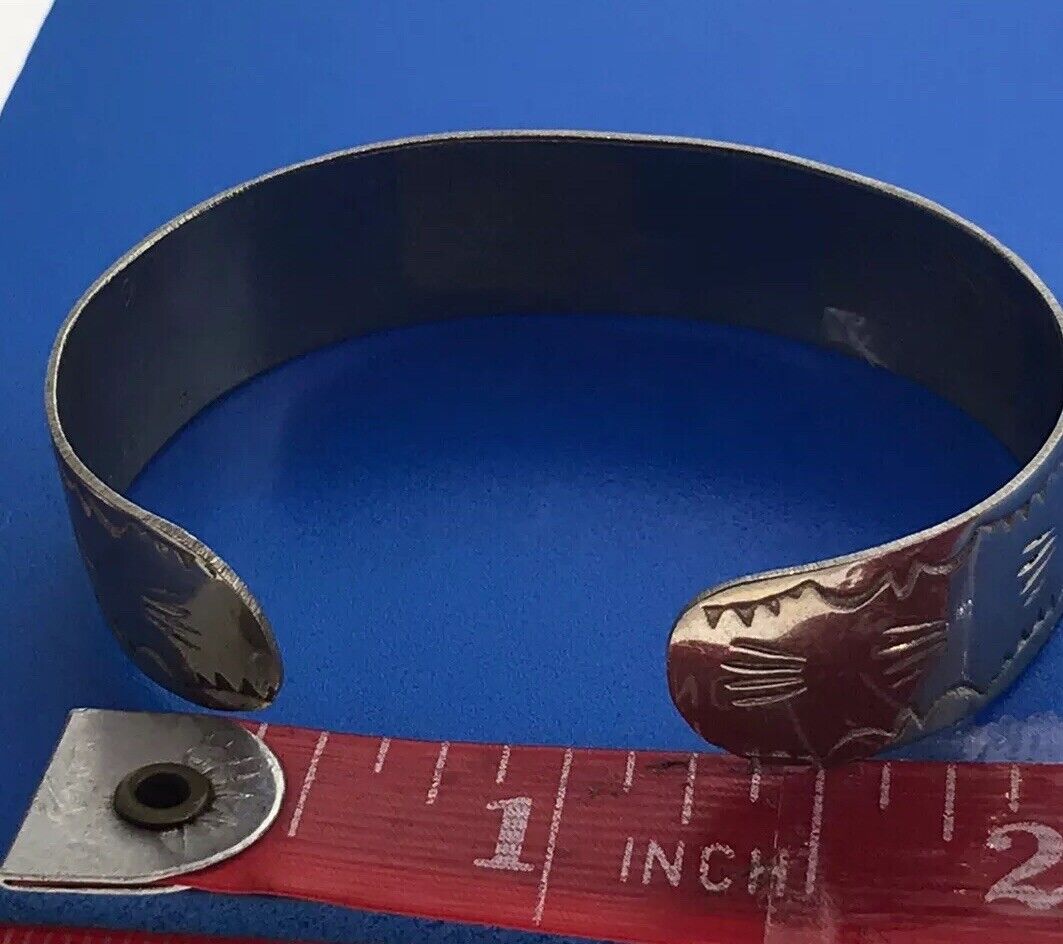 Vintage Childs Silver Tone Faux Turquoise Storyteller Etched Cuff Bracelet