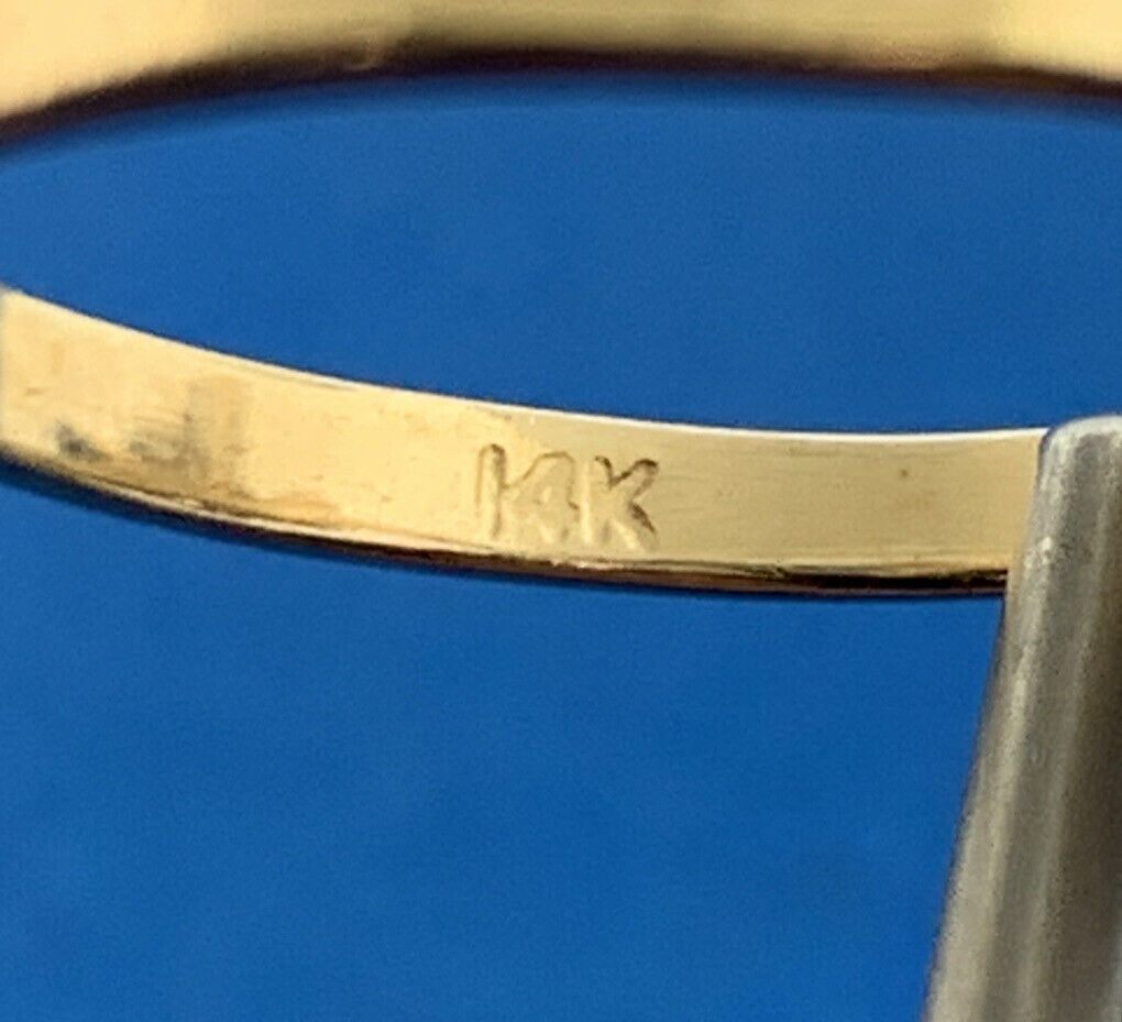 Vintage 14K Yellow Gold London Blue Topaz Starburst December Anniversary Ring