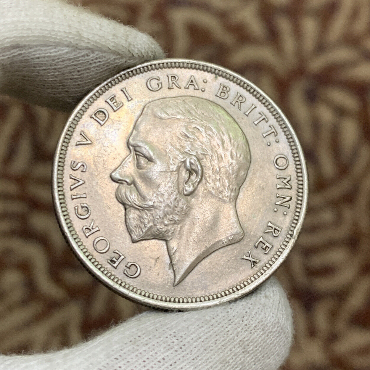 1928 British 1 Crown George V Wreath Crown 50% Silver Better Key Date Coin