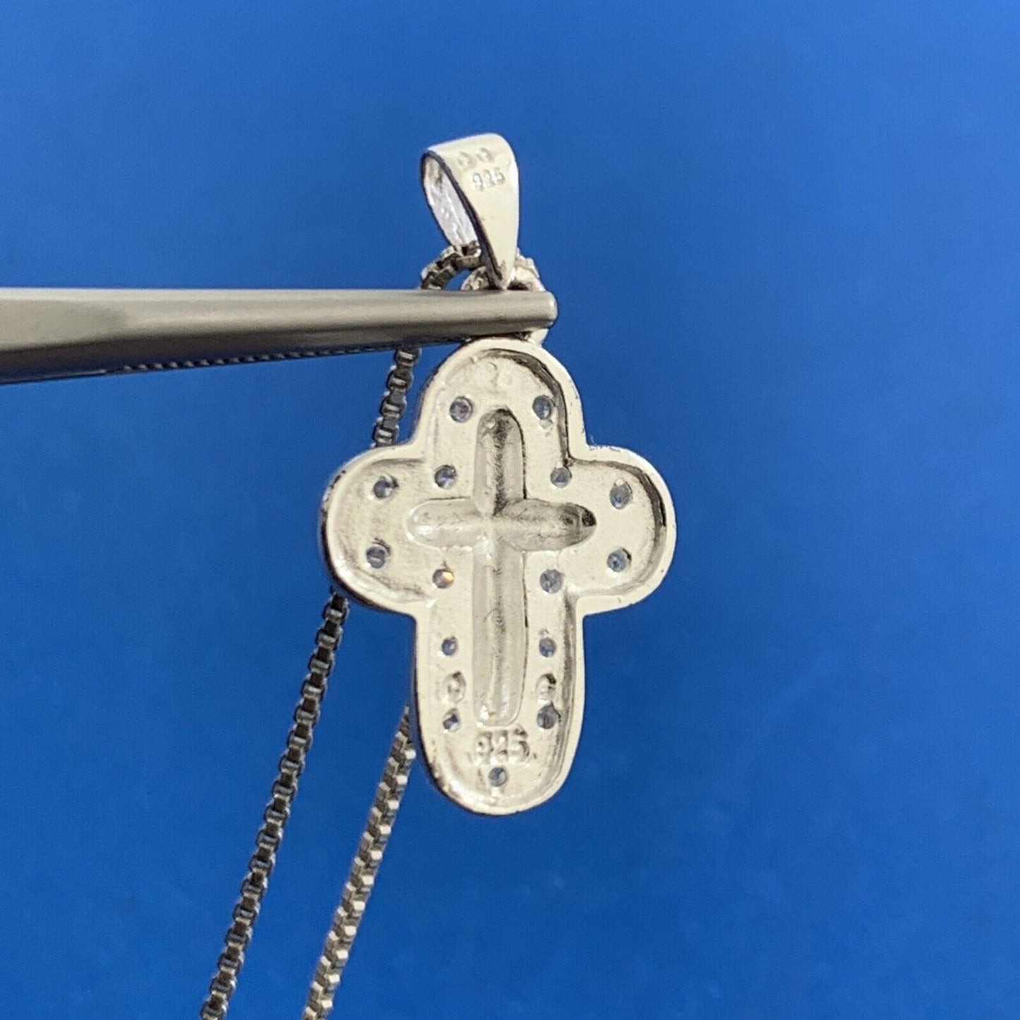 Designer CG 925 Sterling Silver Cubic Zirconia Cross Pendant Necklace