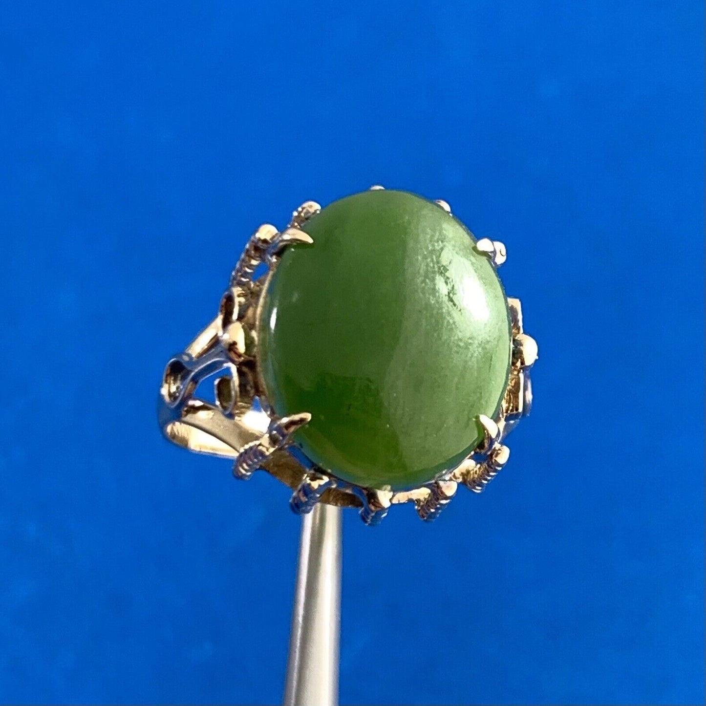 Estate 14K Yellow Gold Oval Jade Cabochon Statement Cocktail Ring
