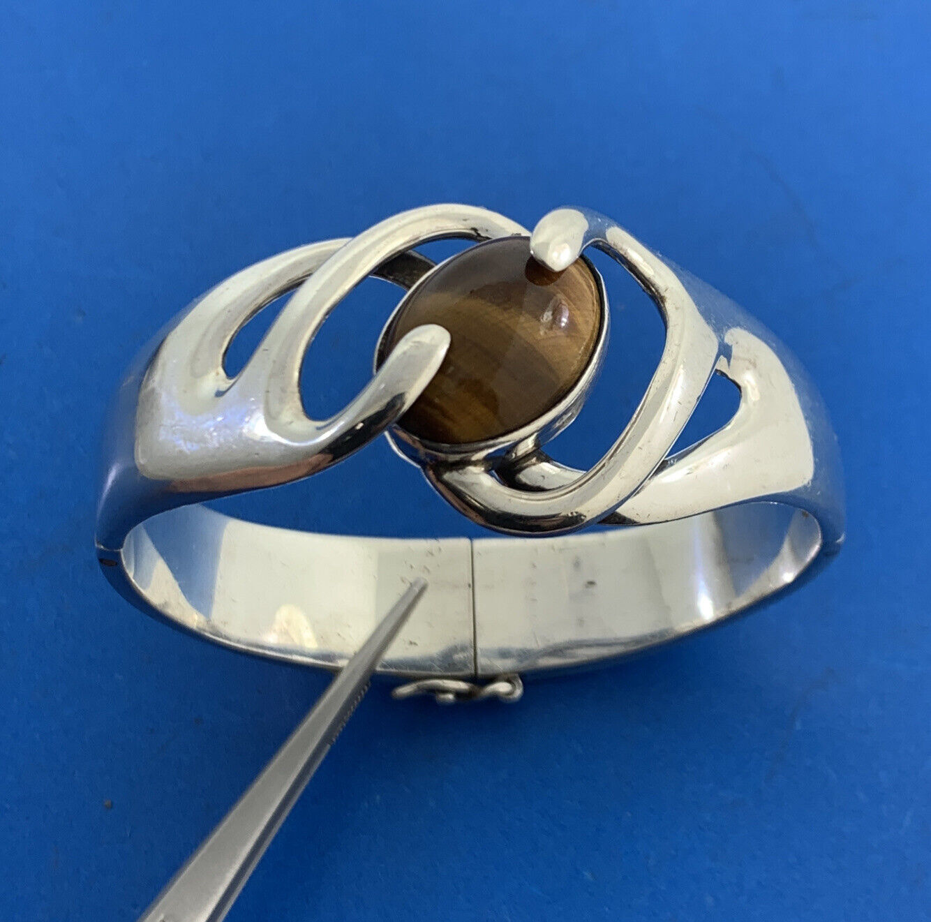 Sigfrido Pineda Taxco Modernist Sterling Silver Tigers Eye Hinged Cuff Bracelet
