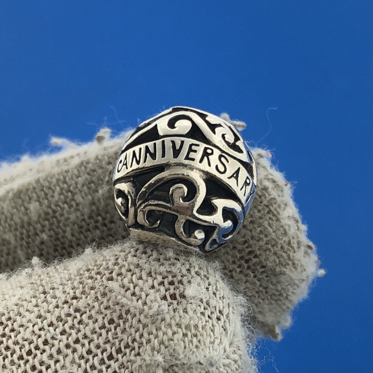 Chamilia Happy Anniversary 925 Sterling Silver Swirl Scroll Bead Charm