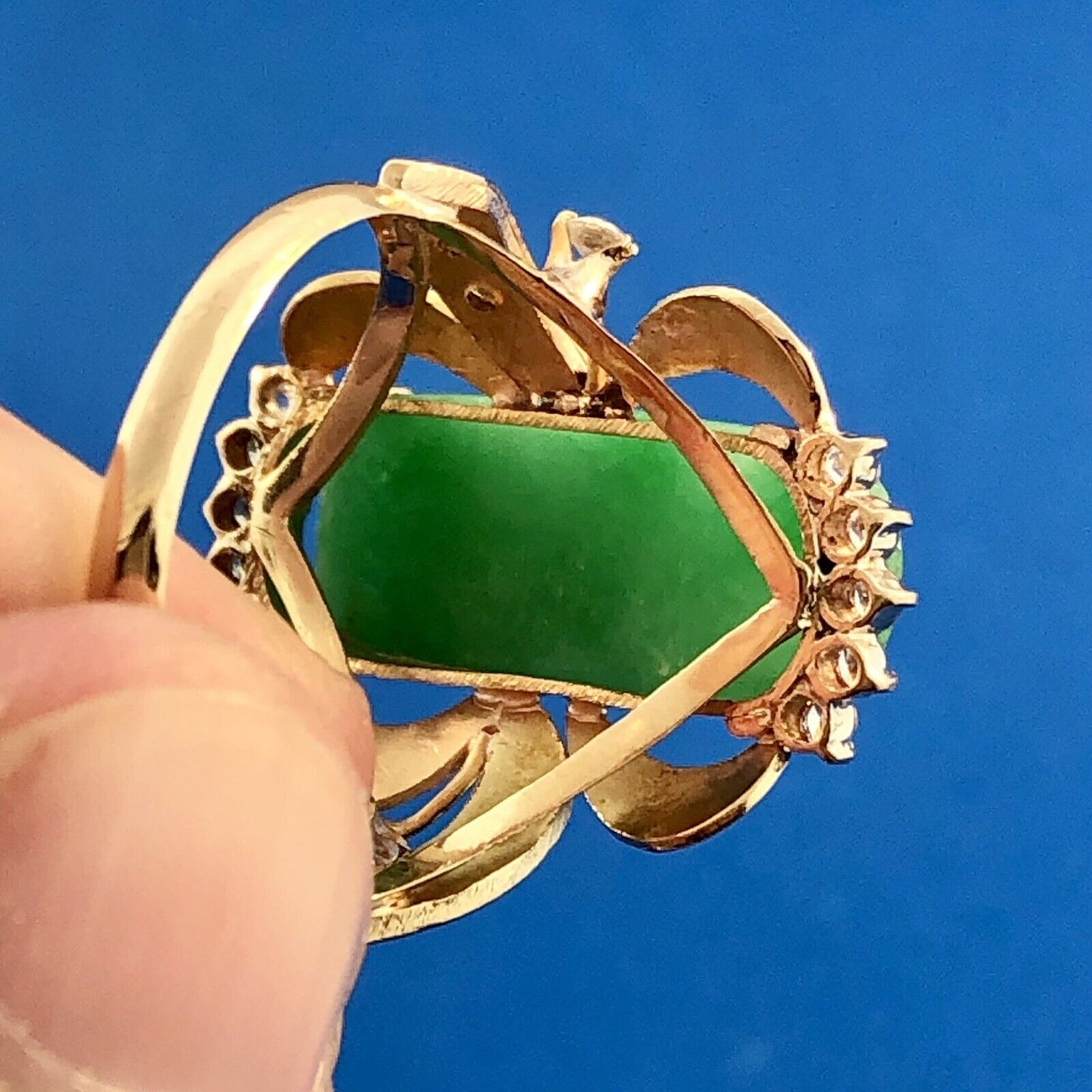 Retro 18K Yellow Gold Jade Jadeite Cabochon Cubic Zirconia Accent Cocktail Ring