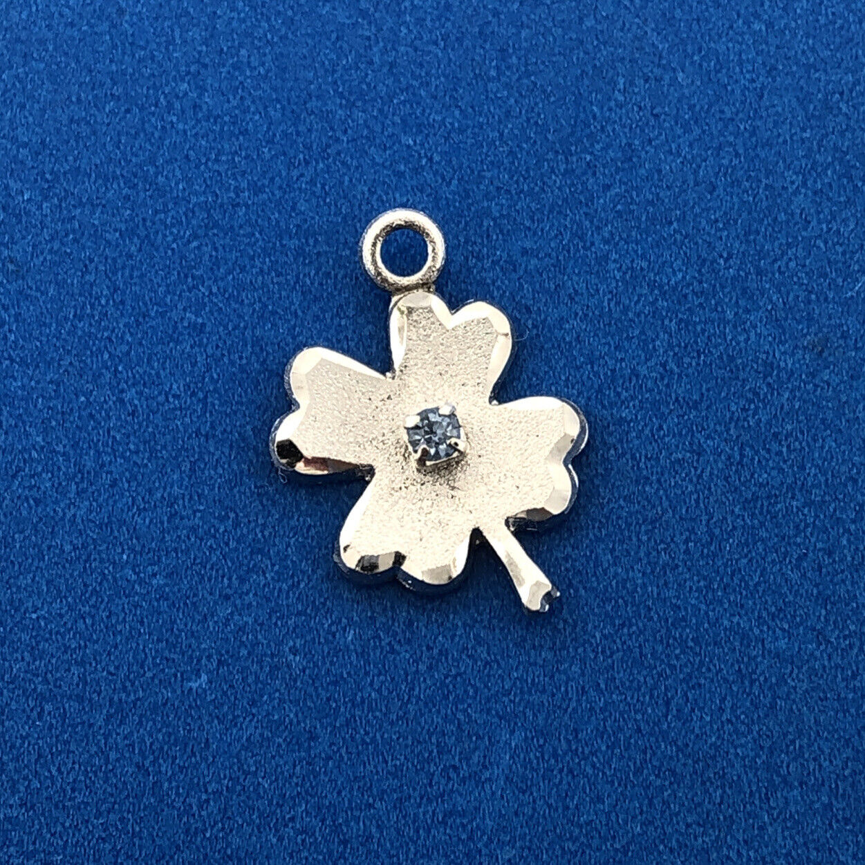 Estate Sterling Silver Blue CZ Florentine Polished Good Luck 4 Leaf Clover Charm