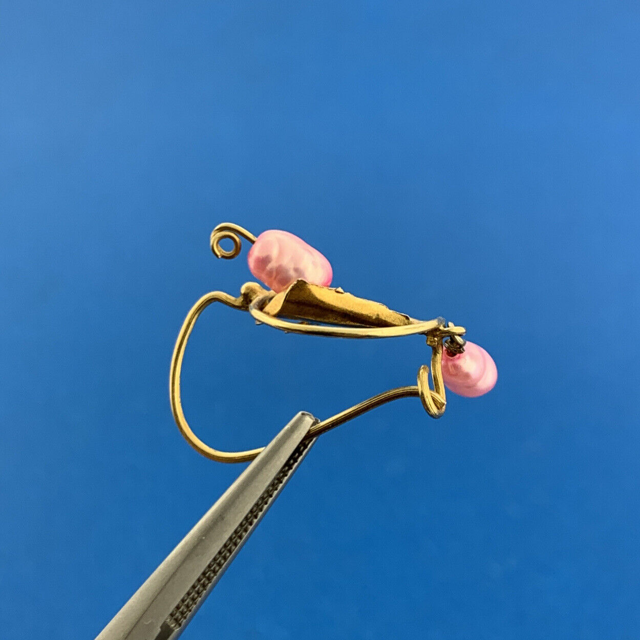 Art Nouveau Art Deco 10K Yellow Gold Pink Baroque Pearl Drop Dangle Hook Earring