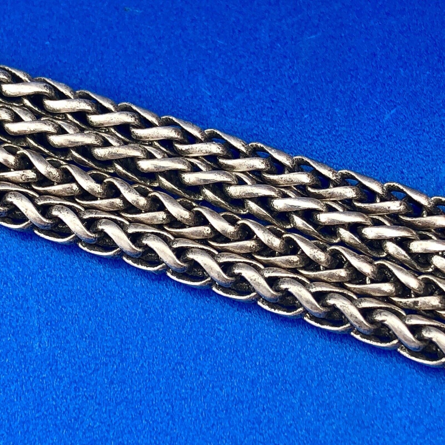 Desert Heart Designs Sterling Silver 925 Hollow Wheat Link Signature Necklace