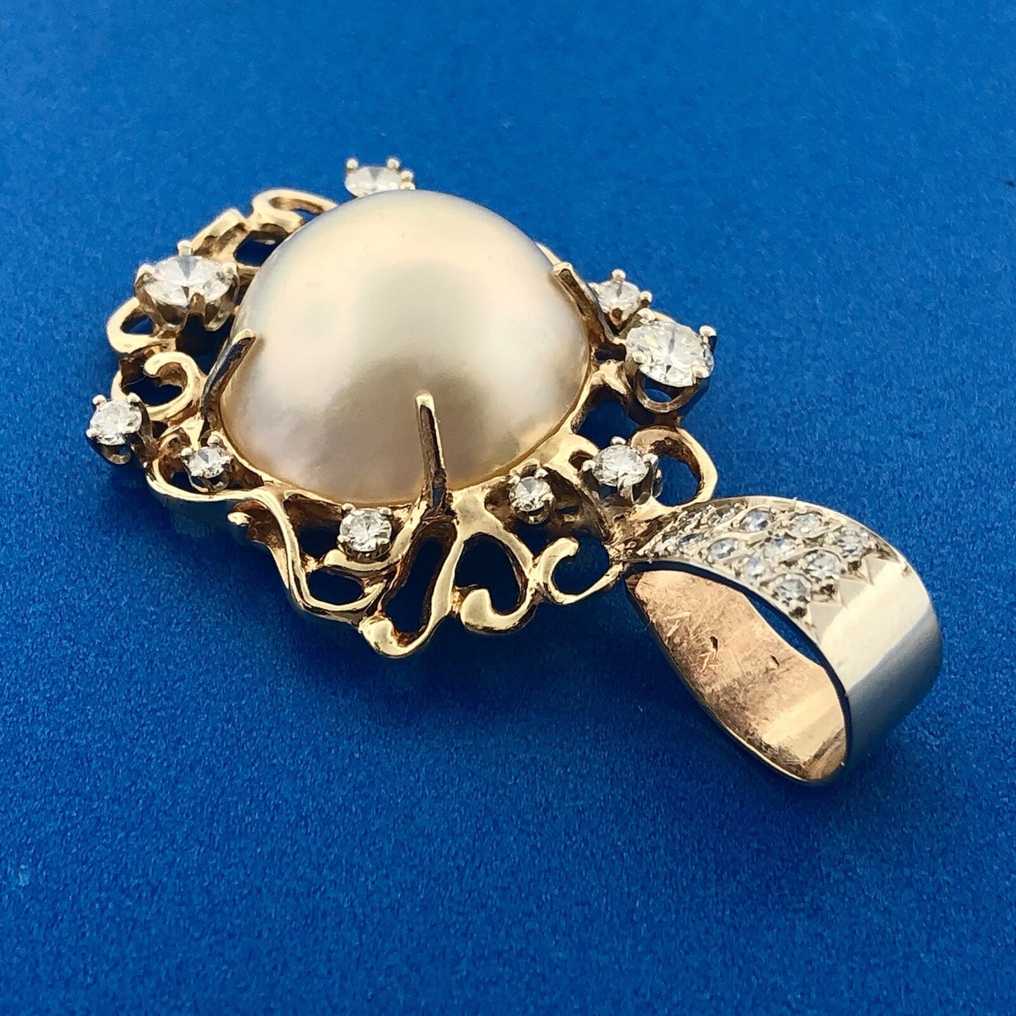 Retro 14K Yellow Gold Mabe Pearl Diamond Accent Free Form Statement Pendant