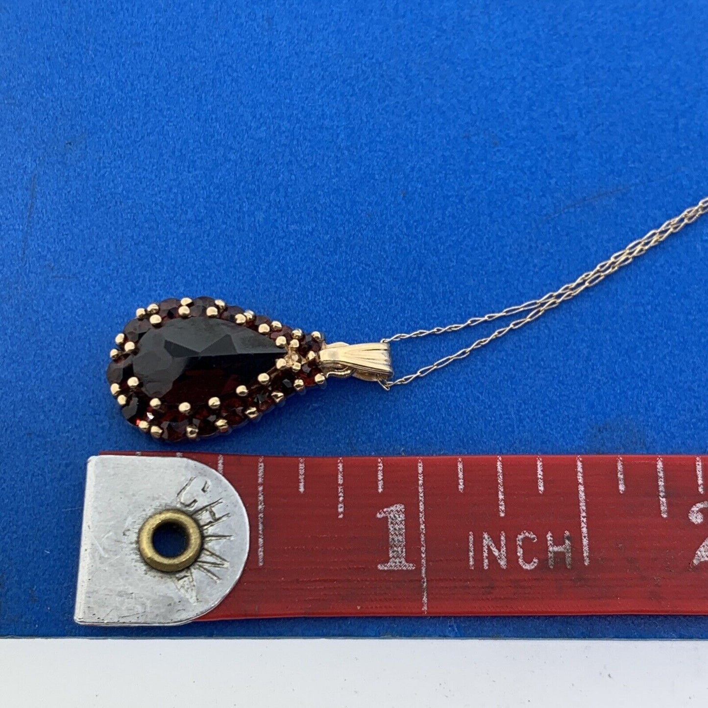 Vintage 14K Yellow Gold Pear Garnet Solitaire w/Halo January Pendant Necklace