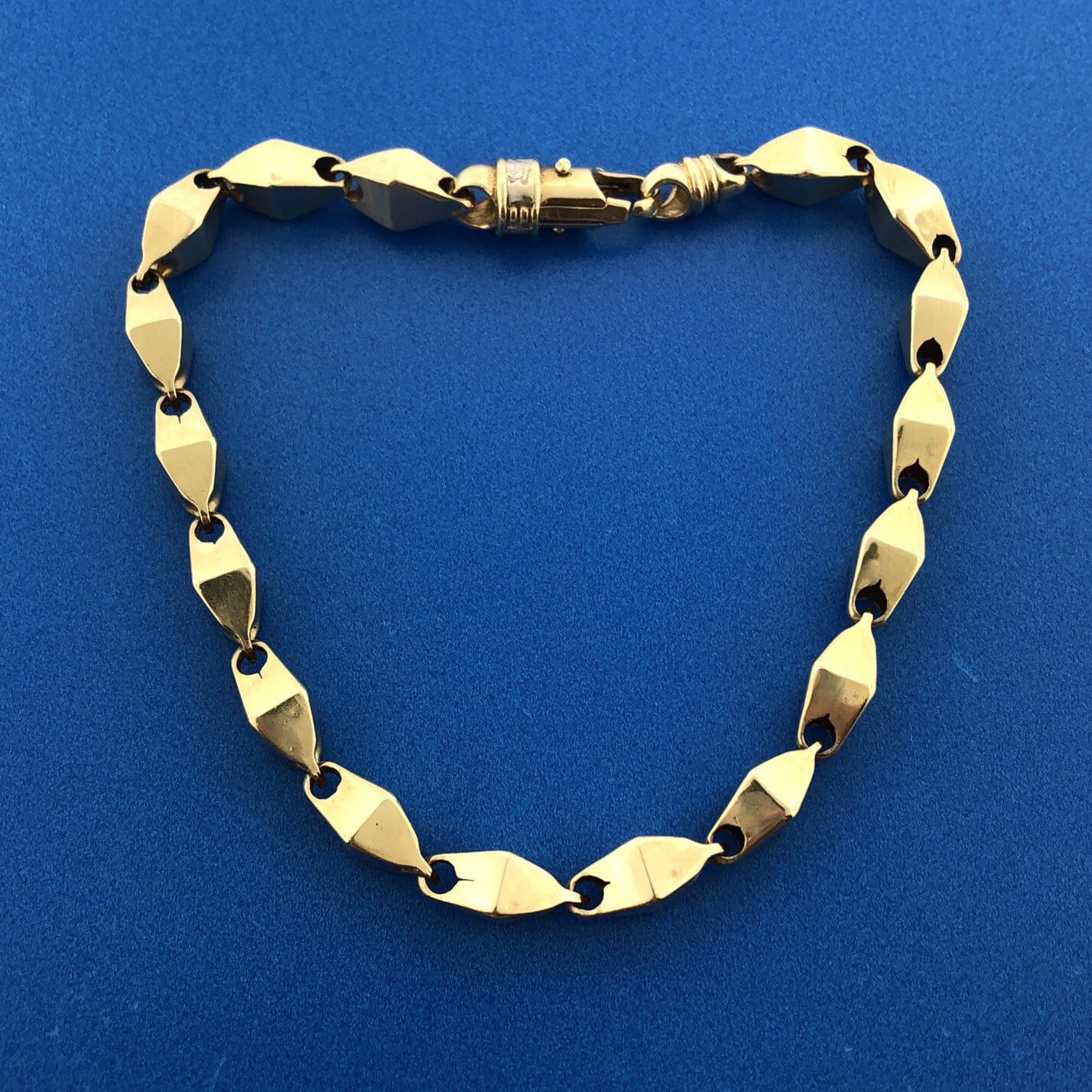 Designer Cal 10k Yellow Gold Three-Dimensional Diamond Shaped Bead 8" Bracelet