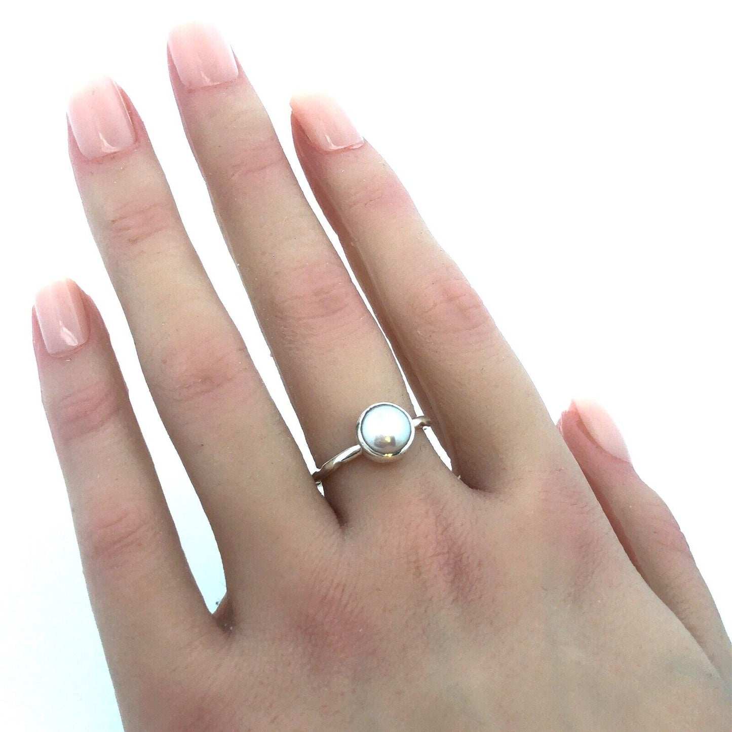 925 Sterling Silver Round Light Pink Pearl Solitaire Occasion Ring