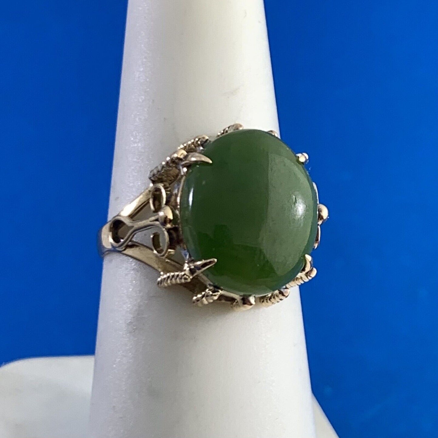 Estate 14K Yellow Gold Oval Jade Cabochon Statement Cocktail Ring