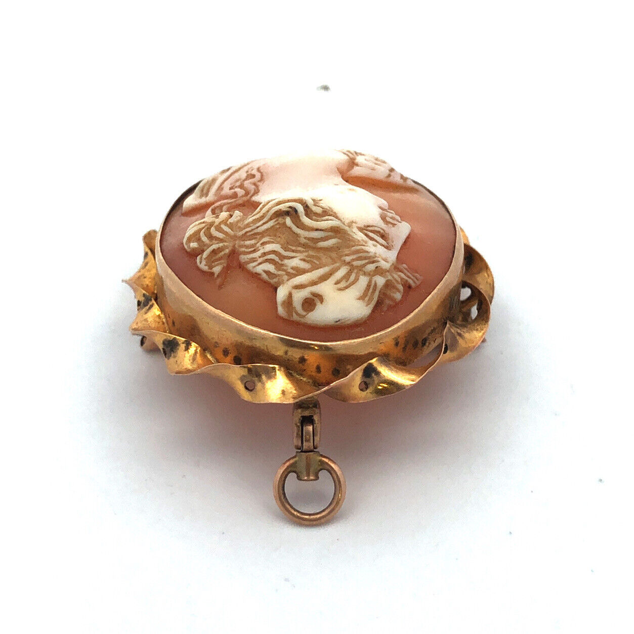 10K Yellow Gold Vintage Oval Carved Shell Cameo Pendant Pin Brooch