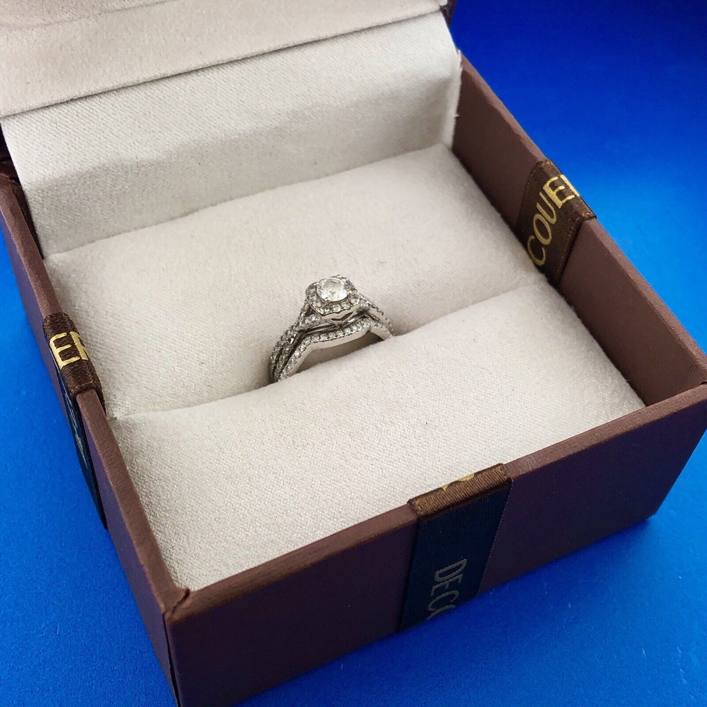 De Couer 10K White Gold Diamond Solitaire w/Halo Accents Bridal Ring Set