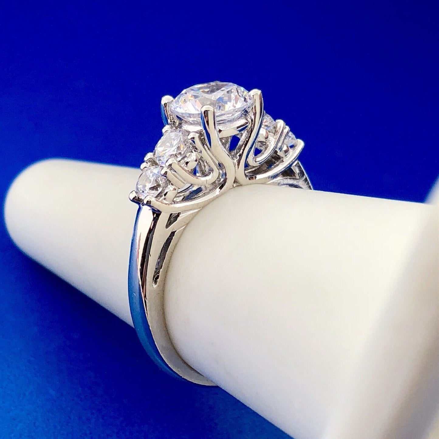 Gorgeous Sterling Silver Cubic Zirconia CZ Solitaire W/Accents Engagement Ring