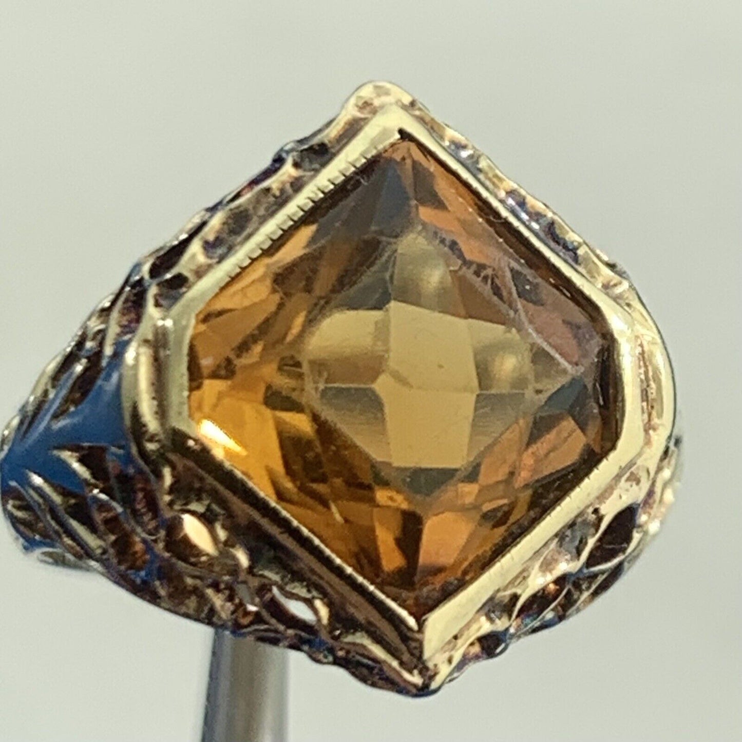 Vintage 14K Yellow Gold Square Cognac Citrine Heart Scroll Cocktail Ring