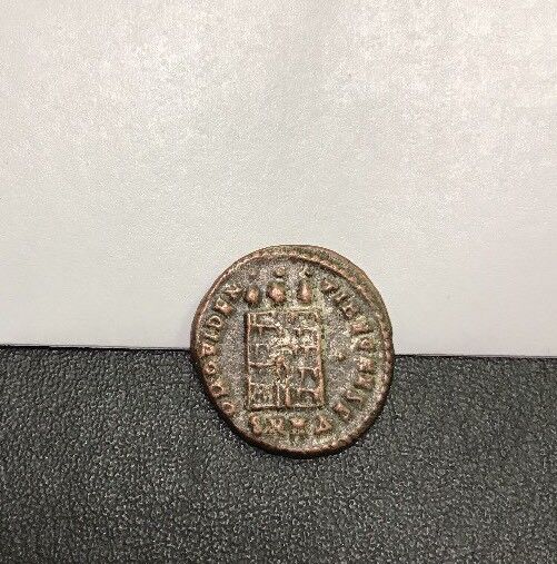 Licinius II A.D. 317-324 Roman AE Bronze Follis Campgate Reverse