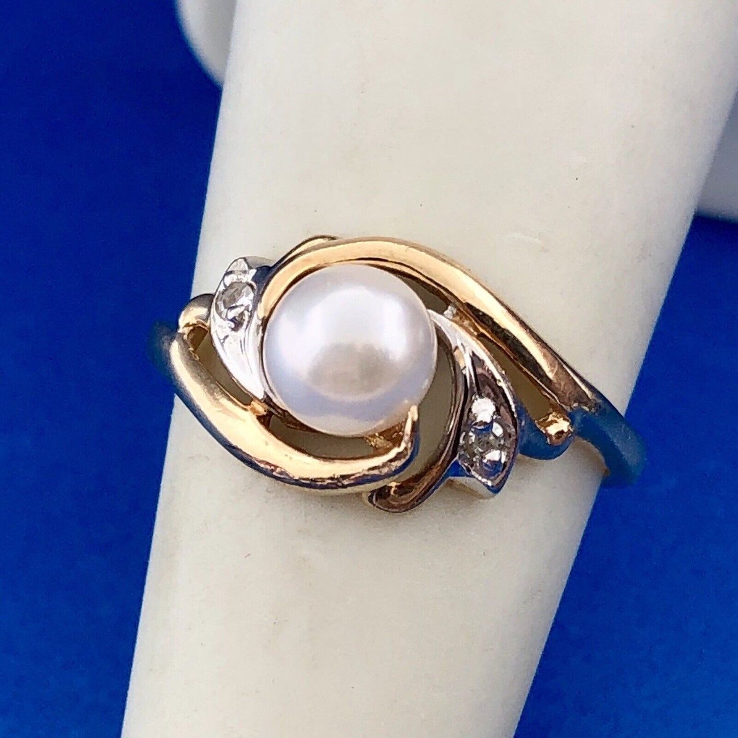Vintage 10K Yellow White Gold Classic Pearl Diamond Freeform Swirl Cocktail Ring