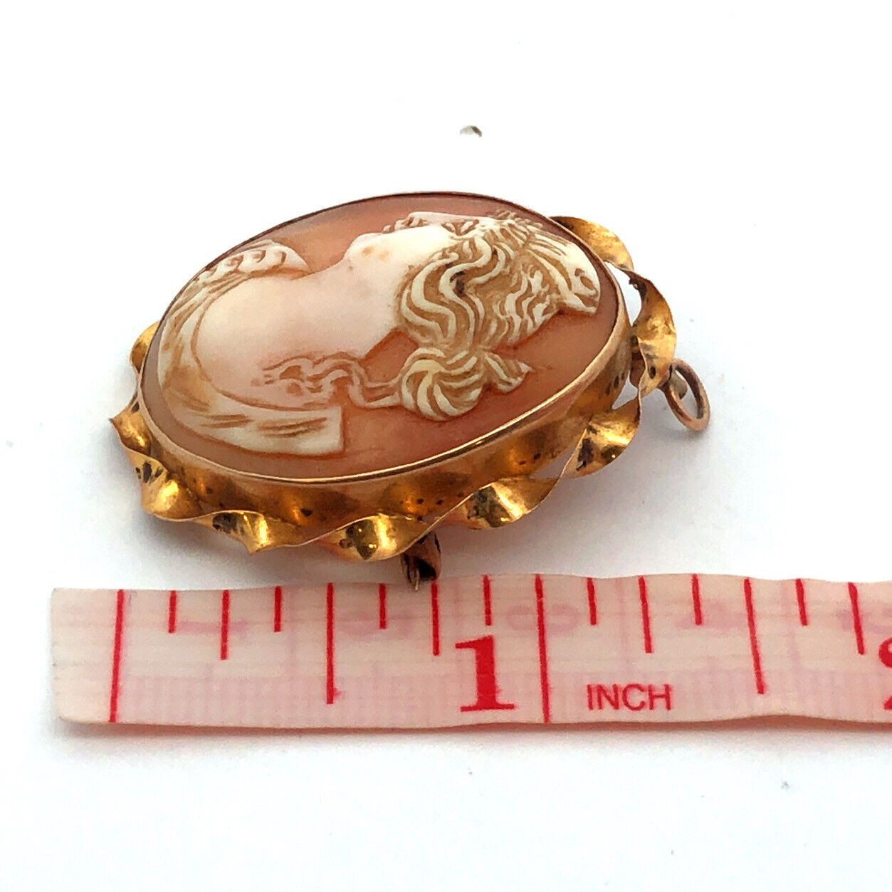 10K Yellow Gold Vintage Oval Carved Shell Cameo Pendant Pin Brooch