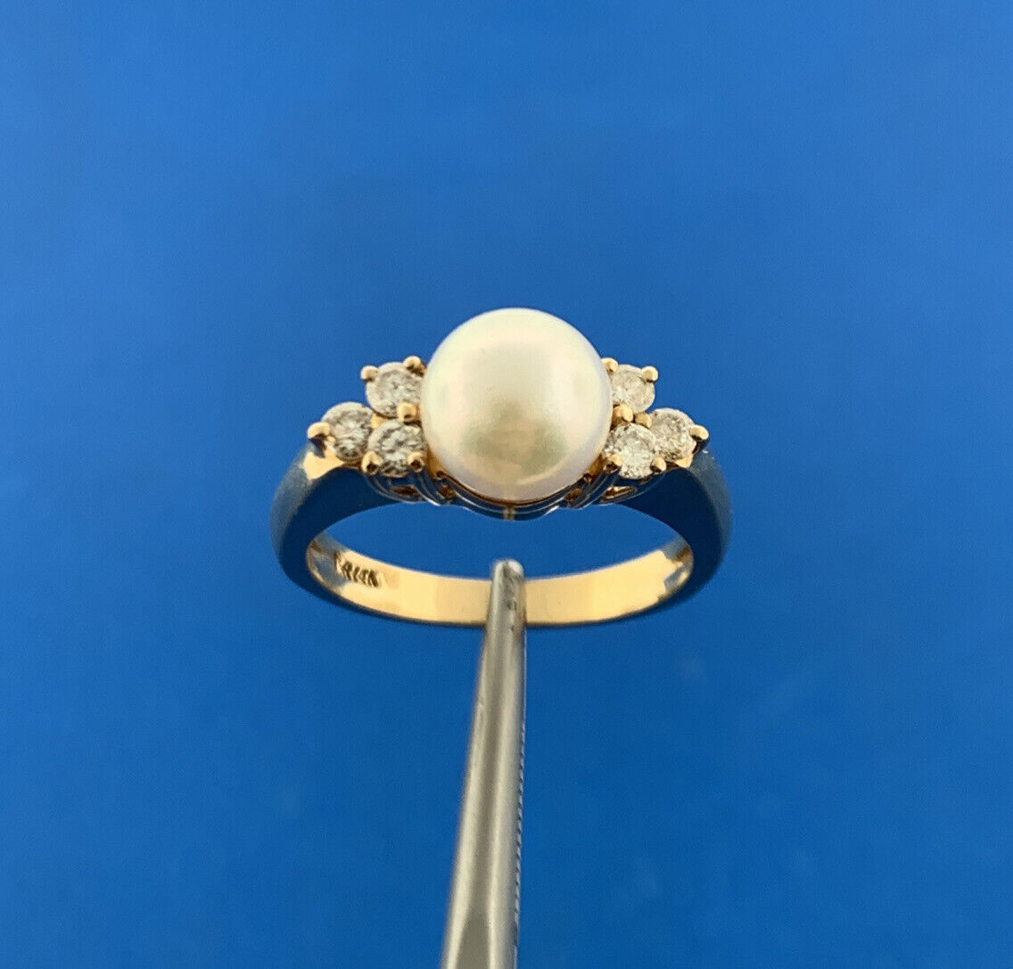 Designer 14k Yellow Gold White Pearl Round Cut Diamond Accent Ring Size 6.5