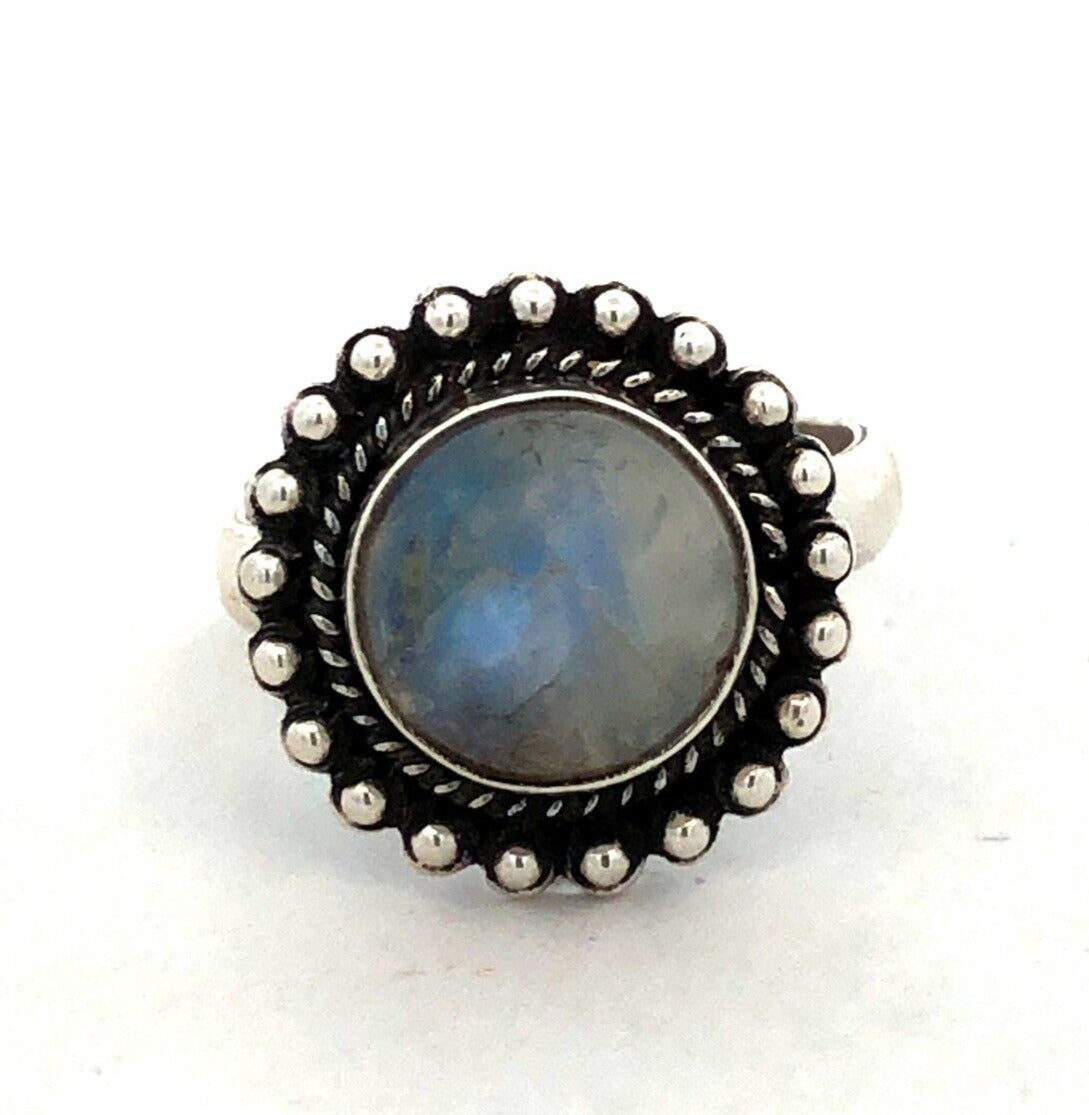 Vintage 925 Sterling Silver Round Cabochon Moonstone Solitaire Ring