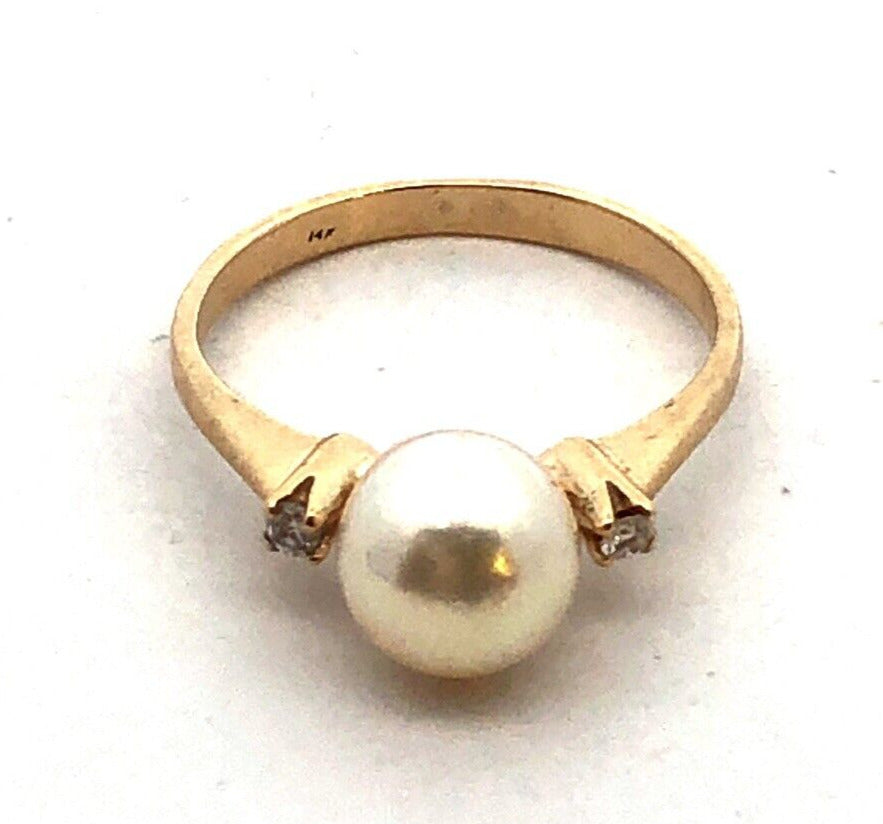 Estate 14K Yellow Gold Round White Pearl Solitaire Diamond Anniversary Ring