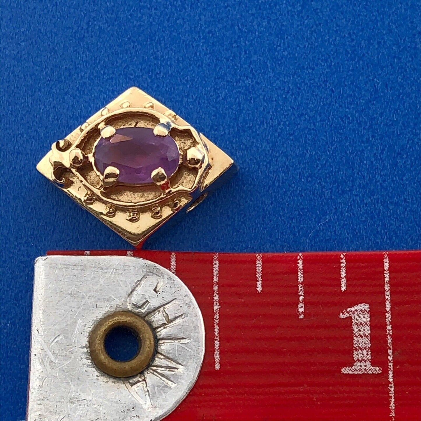 Retro 14K Yellow Gold Oval Amethyst Scroll Diamond Shaped Slide Bracelet Charm