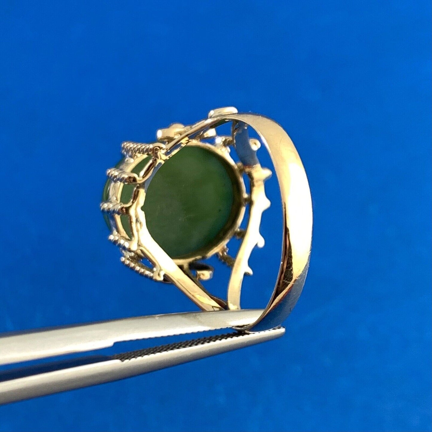 Estate 14K Yellow Gold Oval Jade Cabochon Statement Cocktail Ring