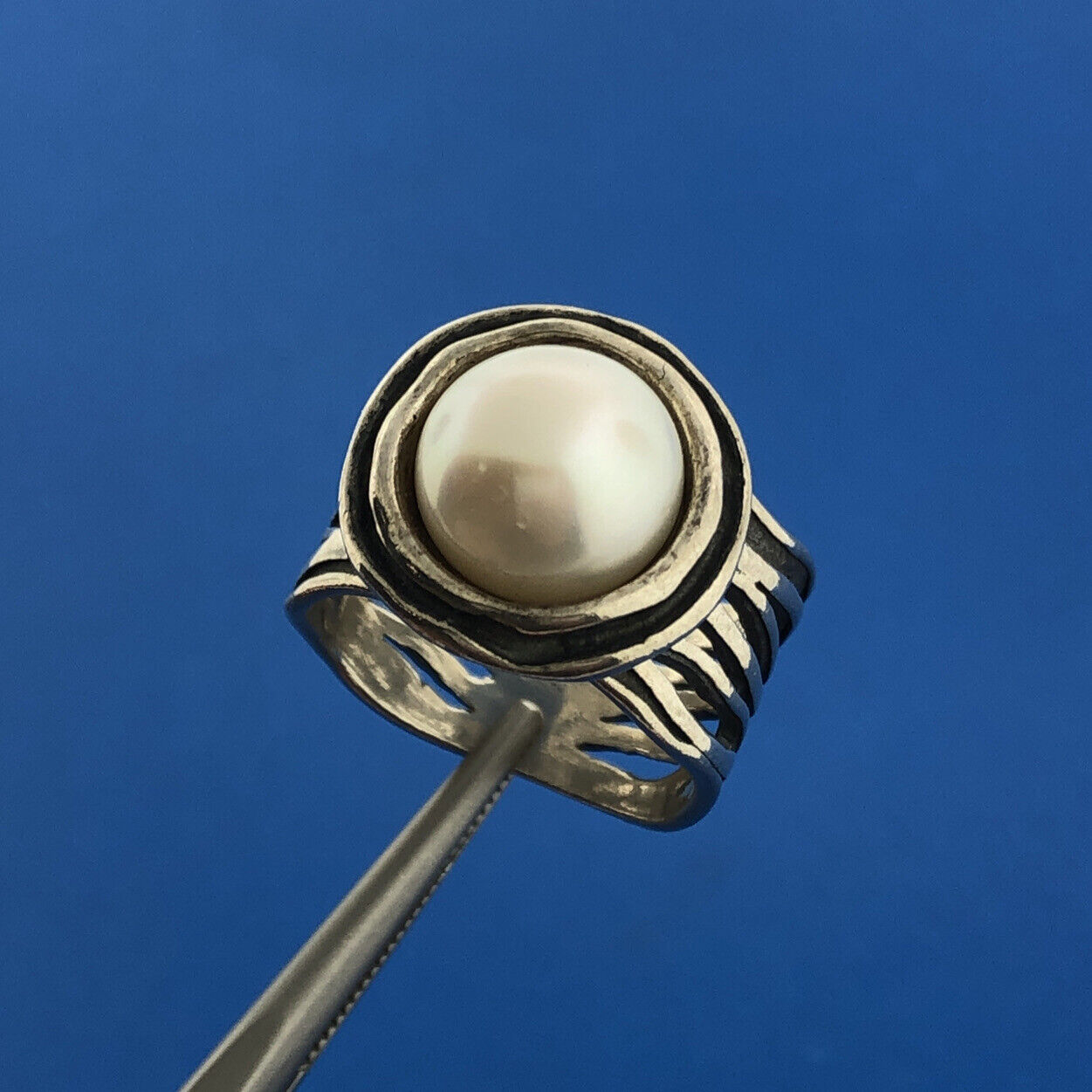 Designer B ISRAEL 925 Sterling Silver Pearl Modernist Statement Cigar Band Ring