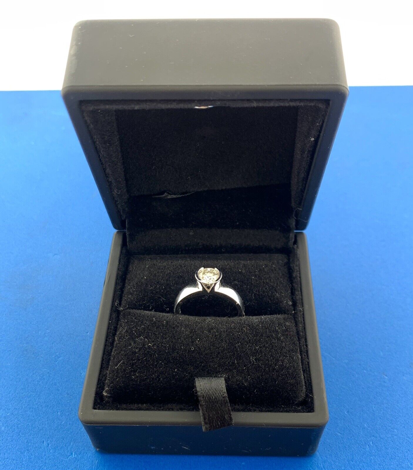 Designer Zoara 14k White Gold Round Cut GIA Diamond Engagement Ring Size 5