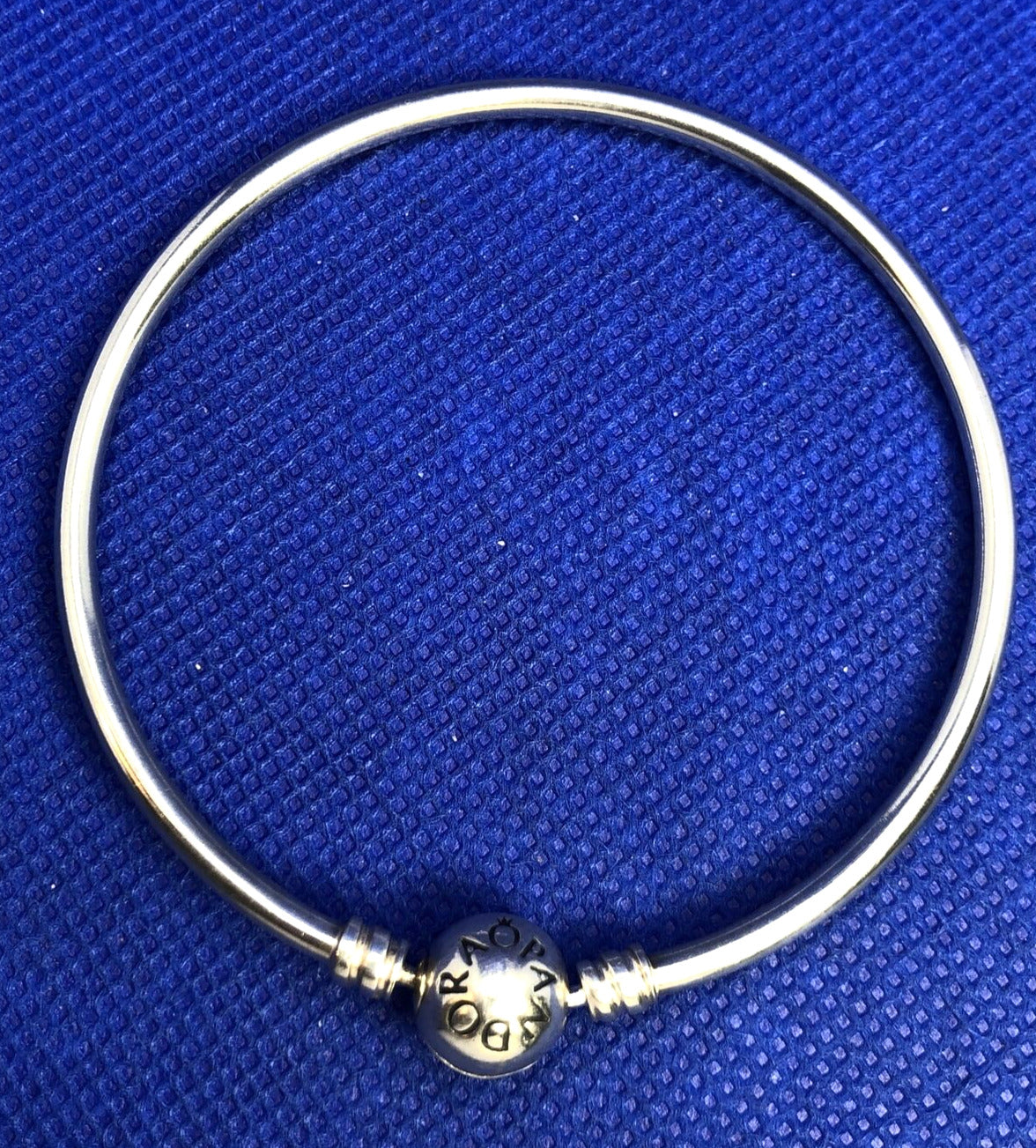 Designer PANDORA ALE Sterling Silver Round Charm Clasp Bangle Bracelet #590713
