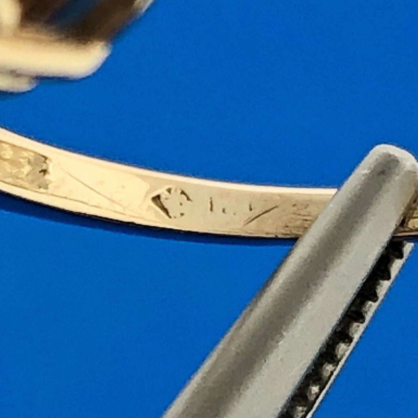 Vintage 14K Yellow Gold Pear Emerald Diamond Accented May Anniversary Ring