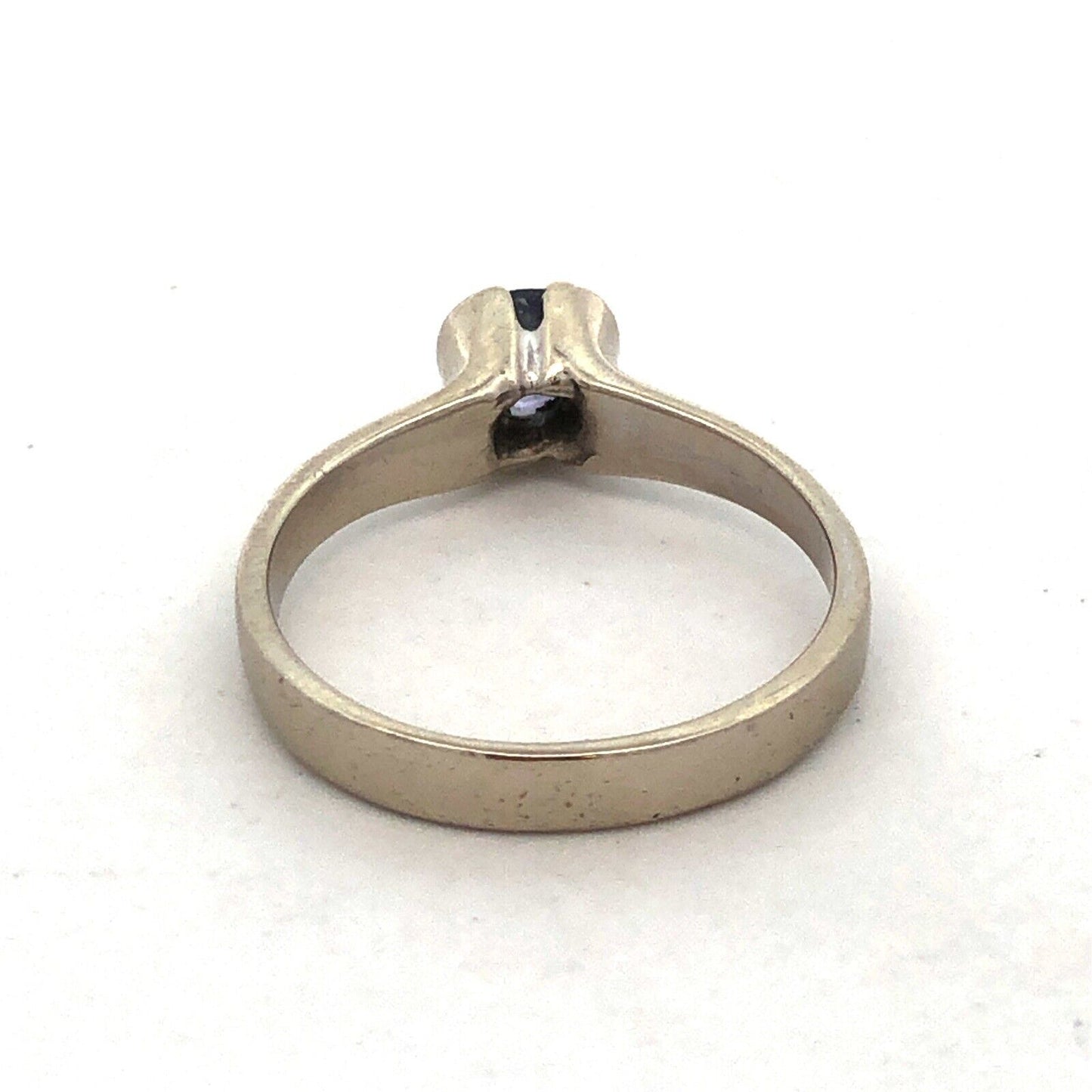 Estate 14K White Gold Round Purple Tanzanite Solitaire Modernist Engagement Ring