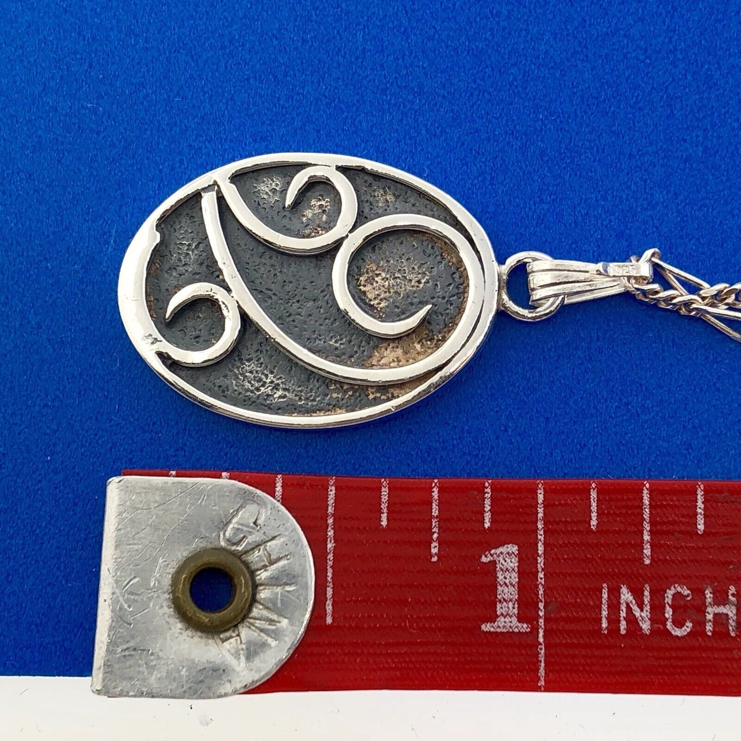 Carolyn Pollack R Moon Sterling Silver 925 Oval Scroll Floral Pendant Necklace