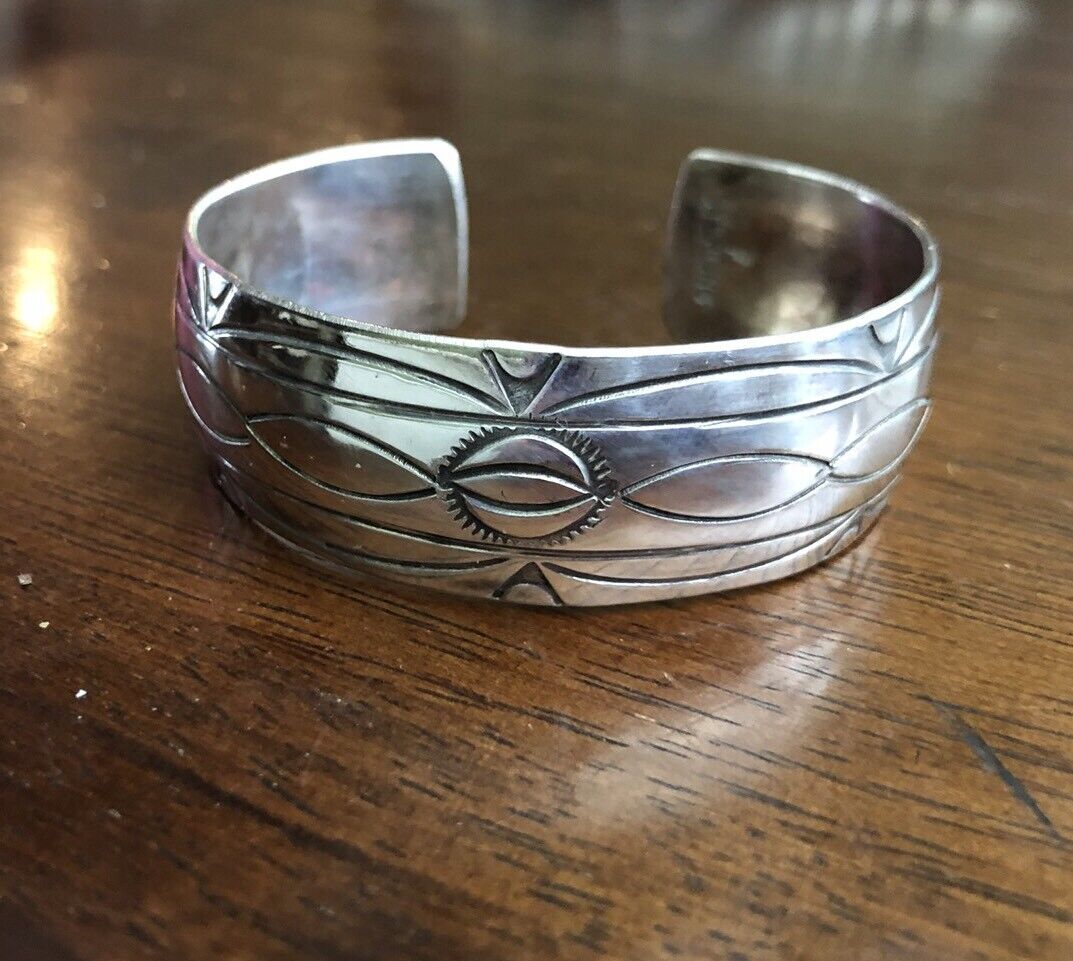 Vintage Navajo Fannie Platero 925 Sterling Silver Concho Style Cuff Bracelet