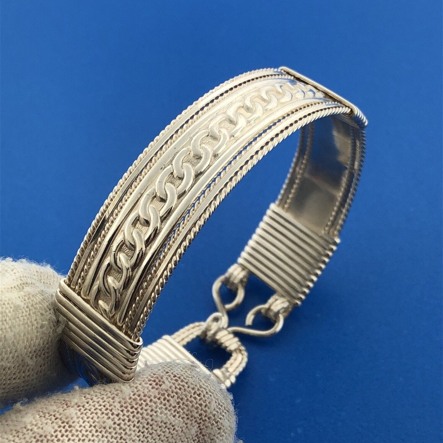 Estate 925 Sterling Silver Textured Design Wire Wrapped Cuff Bracelet