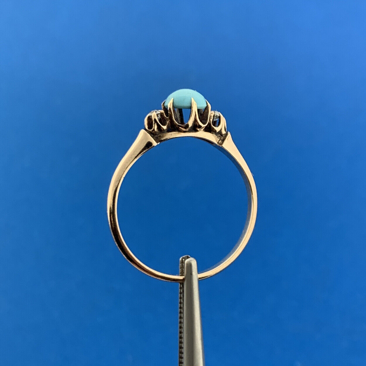Vintage 14K Yellow Gold Turquoise Cabochon Diamond Accented Cocktail Ring