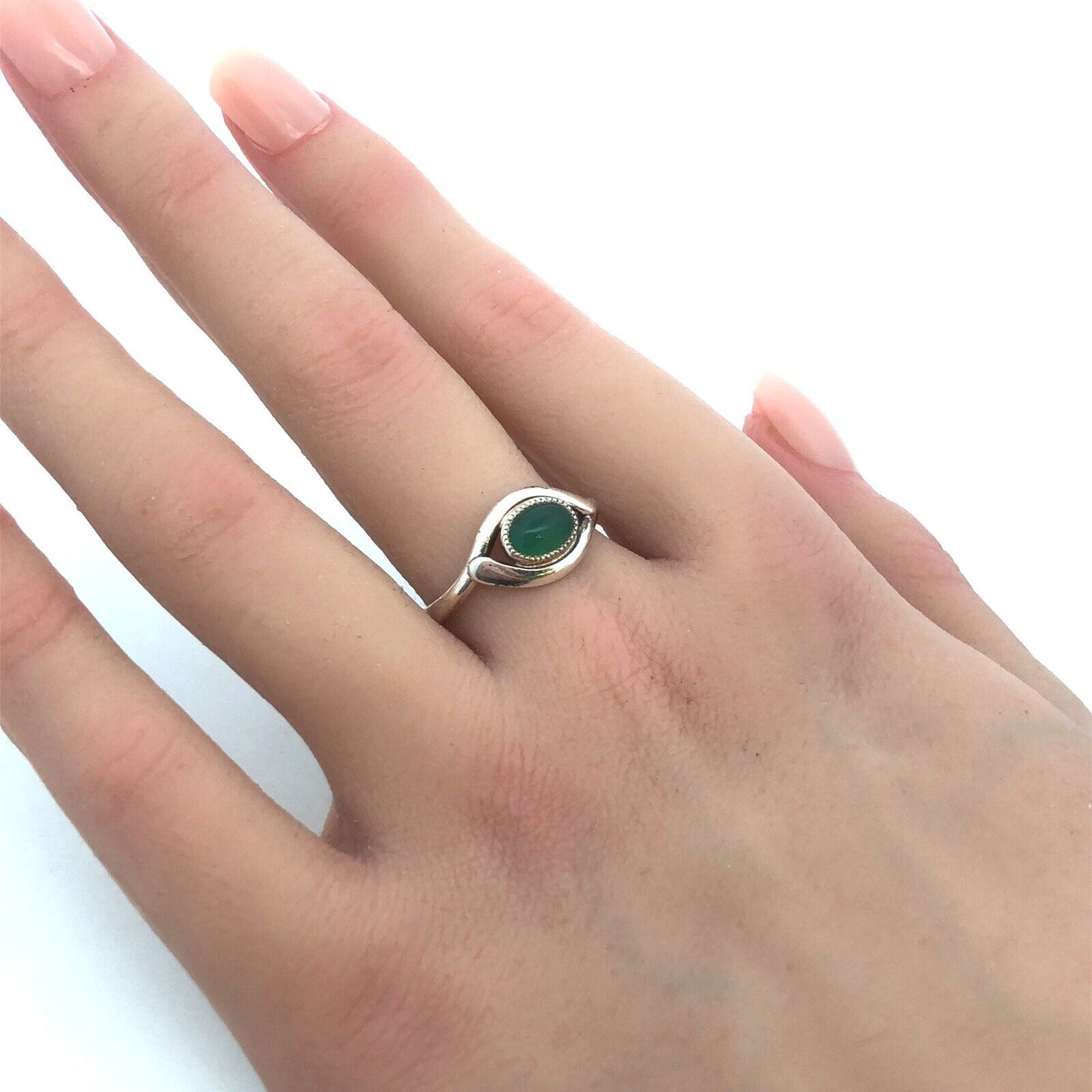 Vintage Designer MC 925 Sterling Silver Oval Green Tourmaline Ring
