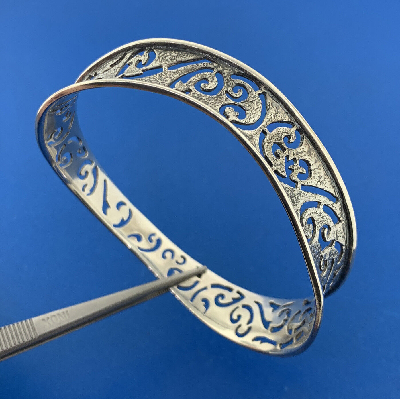 Silpada India Sterling Silver 925 Frosted Cutout Wave Bangle Cuff Bracelet