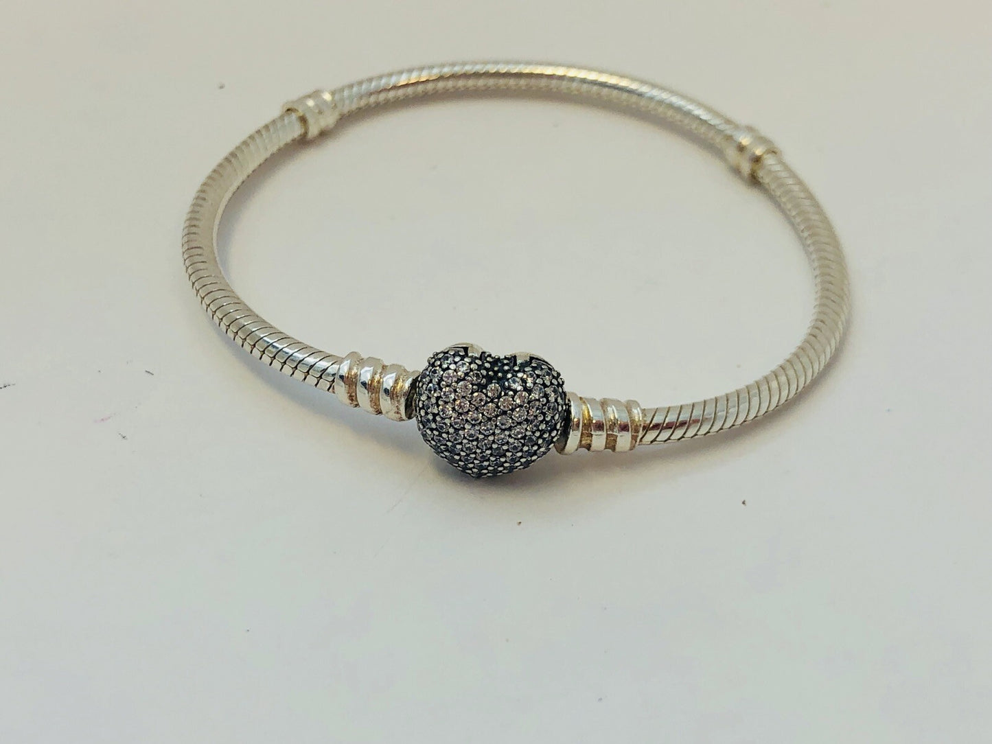 Authentic Pandora 925 Sterling Silver Pave Heart Clasp Charm Bracelet 590727CZ
