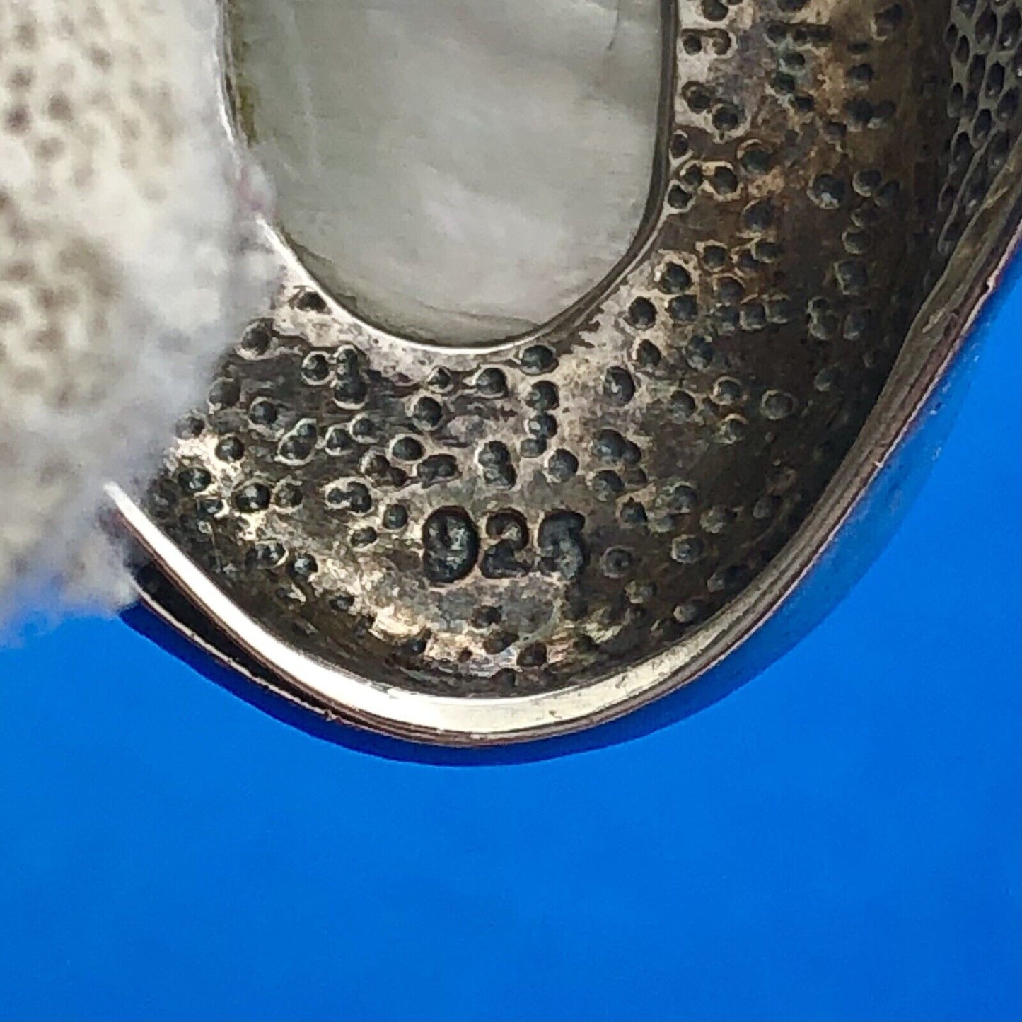 Stunning Sterling Silver 925 Mother of Pearl Marcasite Finger Ring Size 6.75