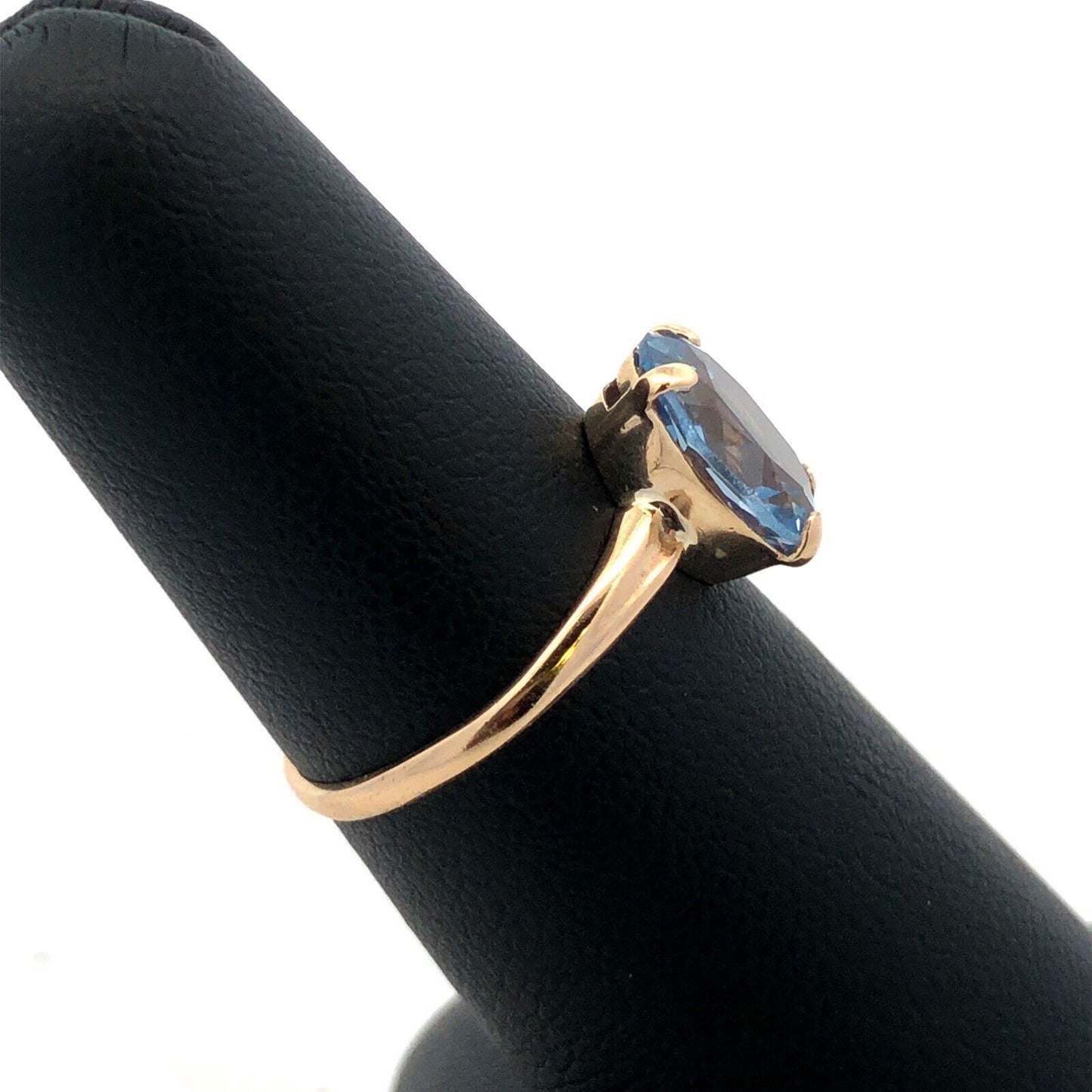 ROMANY 10K Yellow Gold Oval Blue Topaz Solitaire Engagement Anniversary Ring