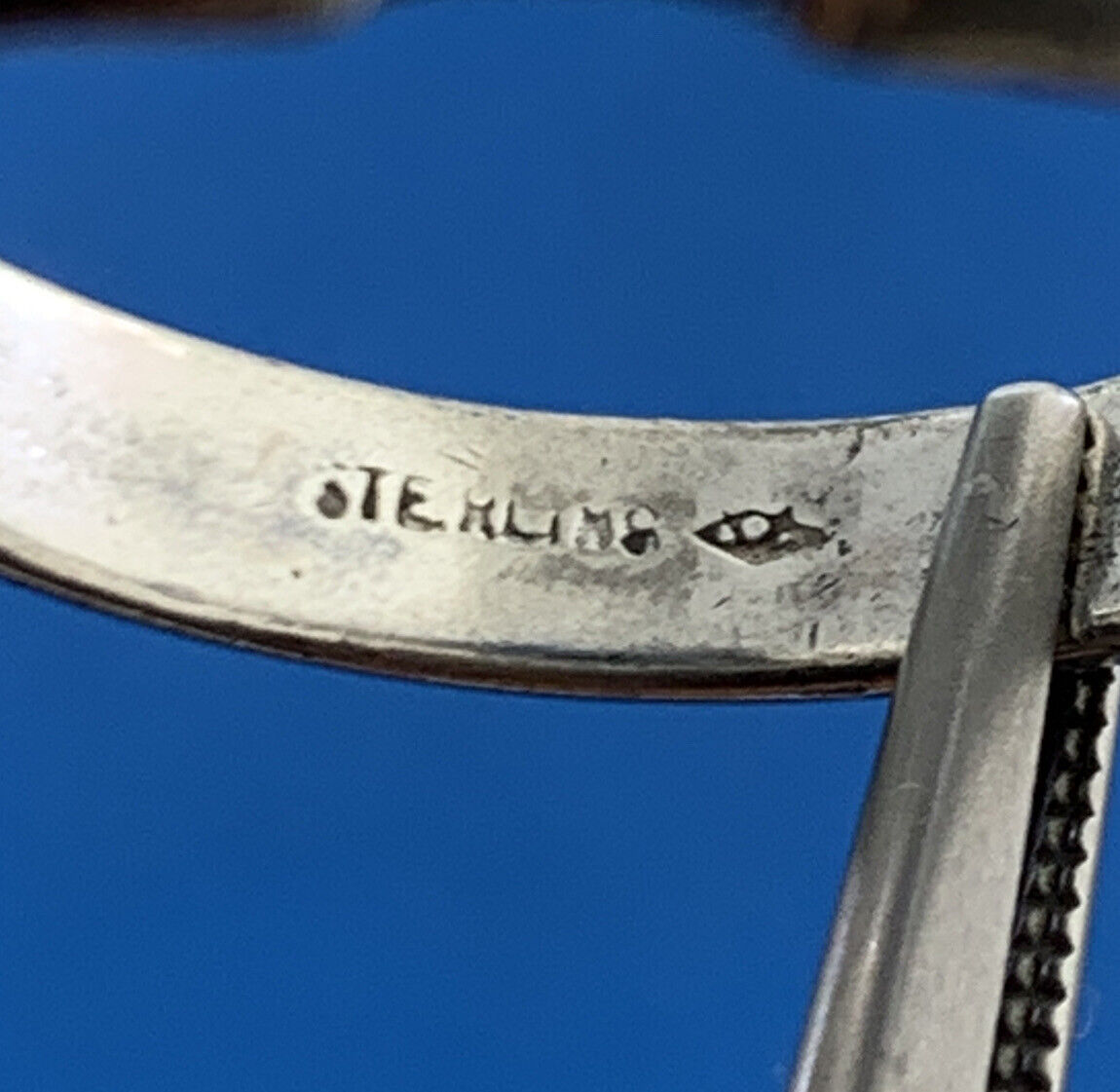 Vintage 925 Sterling Silver Round Cubic Zirconia Unisex Textured Cocktail Ring