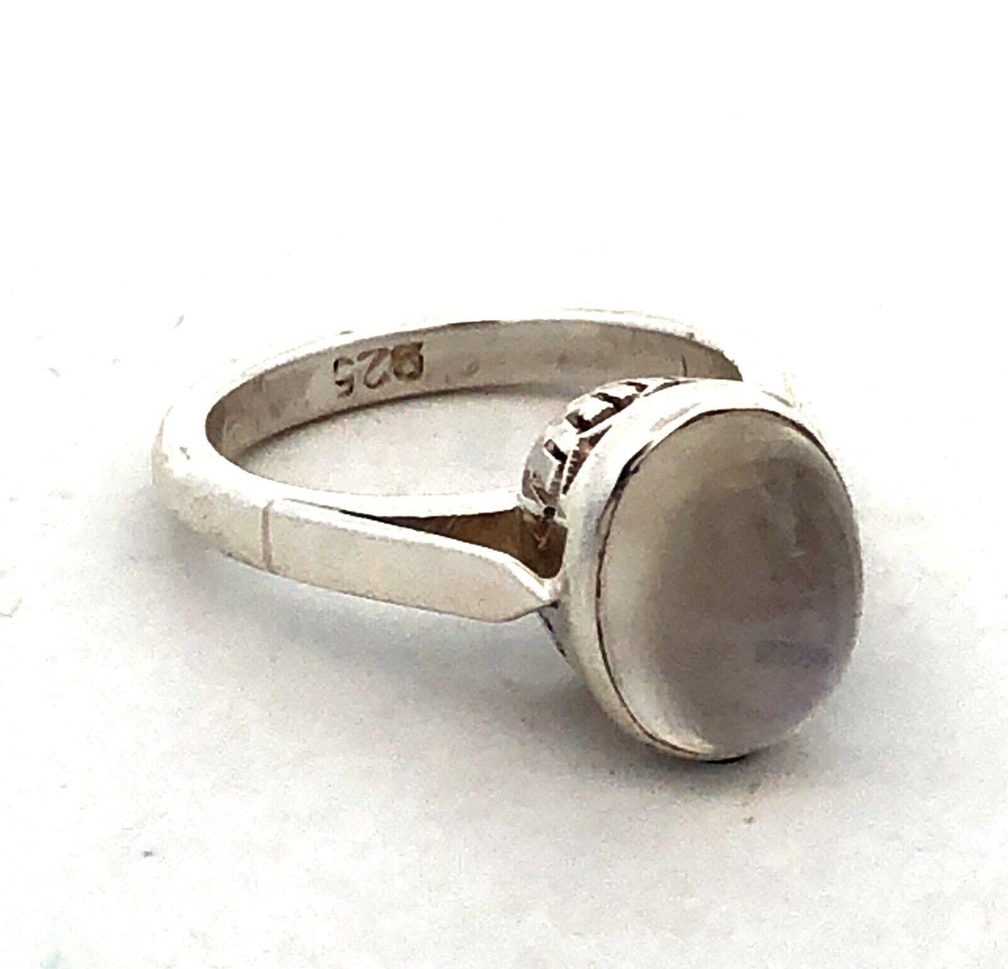 Estate 925 Sterling Silver Oval Moonstone Bezel Solitaire Ring