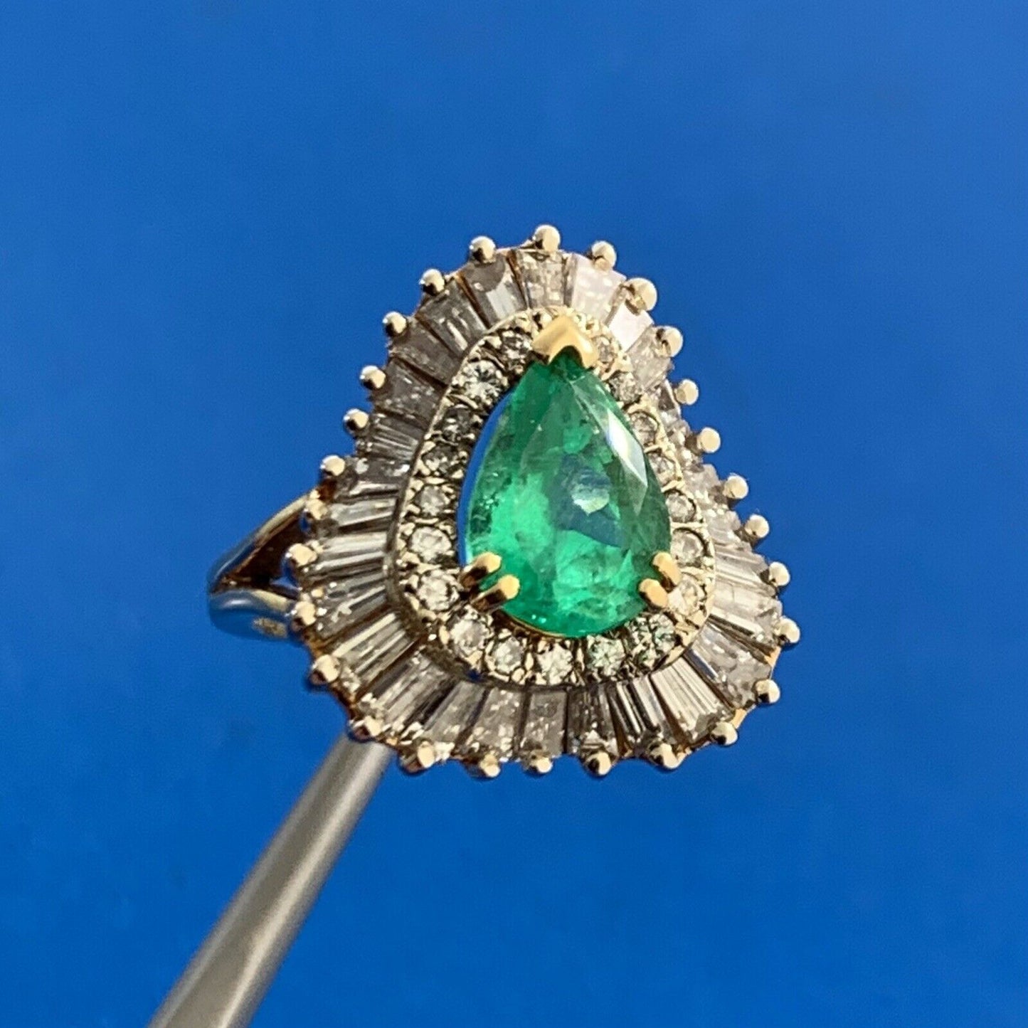 Vintage 14K Yellow Gold Pear Emerald Double Diamond Halo Statement Cocktail Ring
