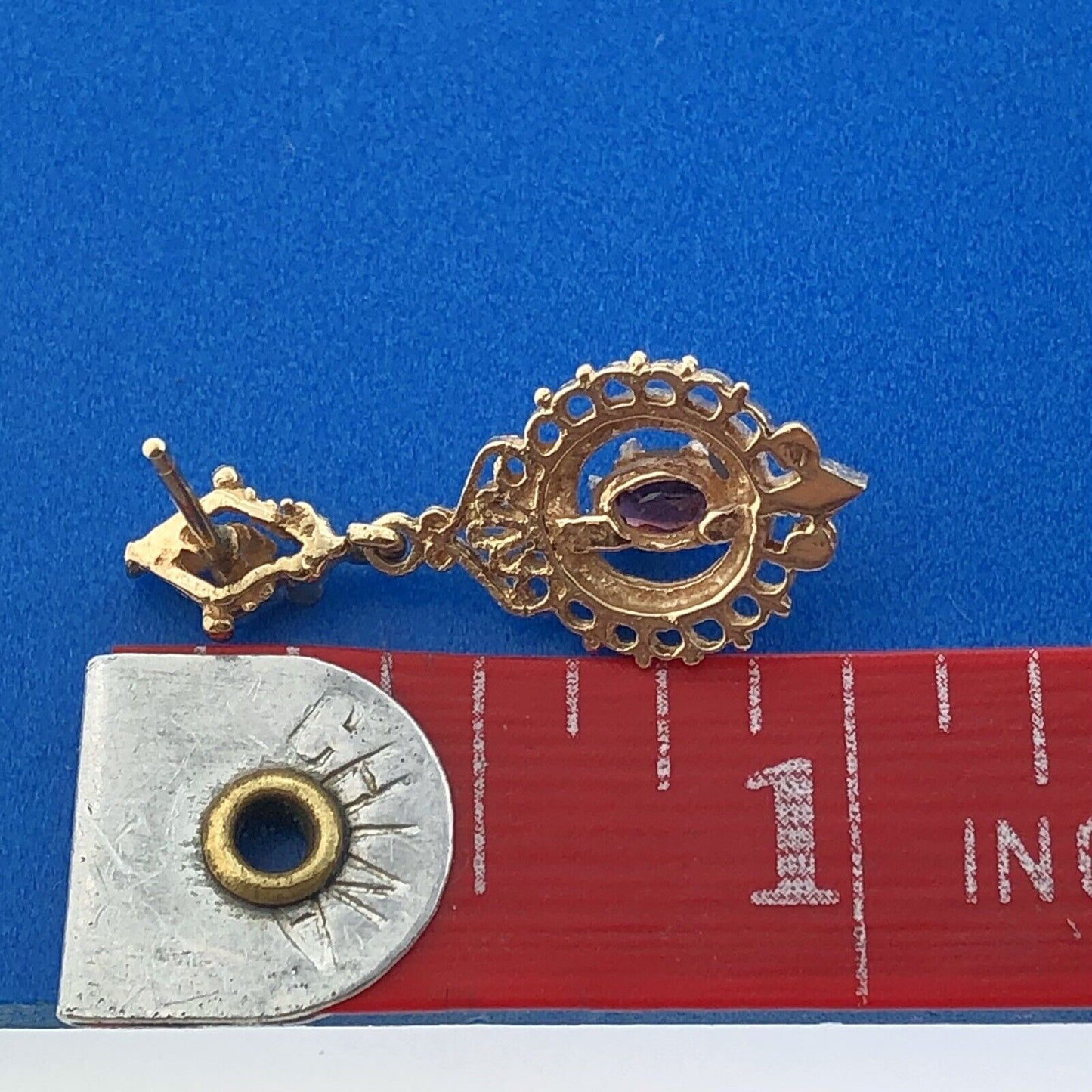 Gorgeous 14k Yellow Gold Oval Cut Red Garnet Openwork Filigree Dangle Earrings