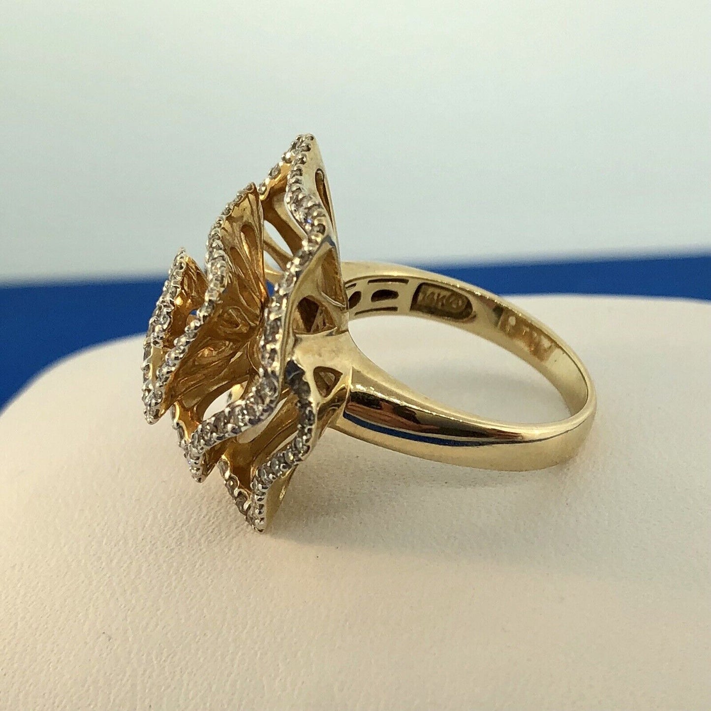 Estate 14K Yellow Gold Diamond Modernist Flower Swirl Statement Cocktail Ring