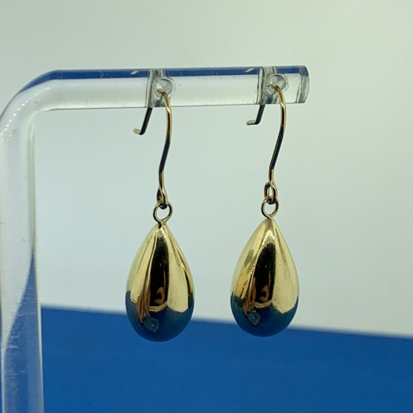 Designer Peru 10K Yellow Gold Pear Teardrop Polished Dangle Drop Hook Earrings