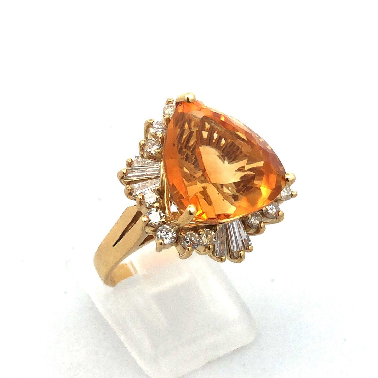 Elegant 18K Yellow Gold Trillion Cut Citrine Diamond Statement Cocktail Ring