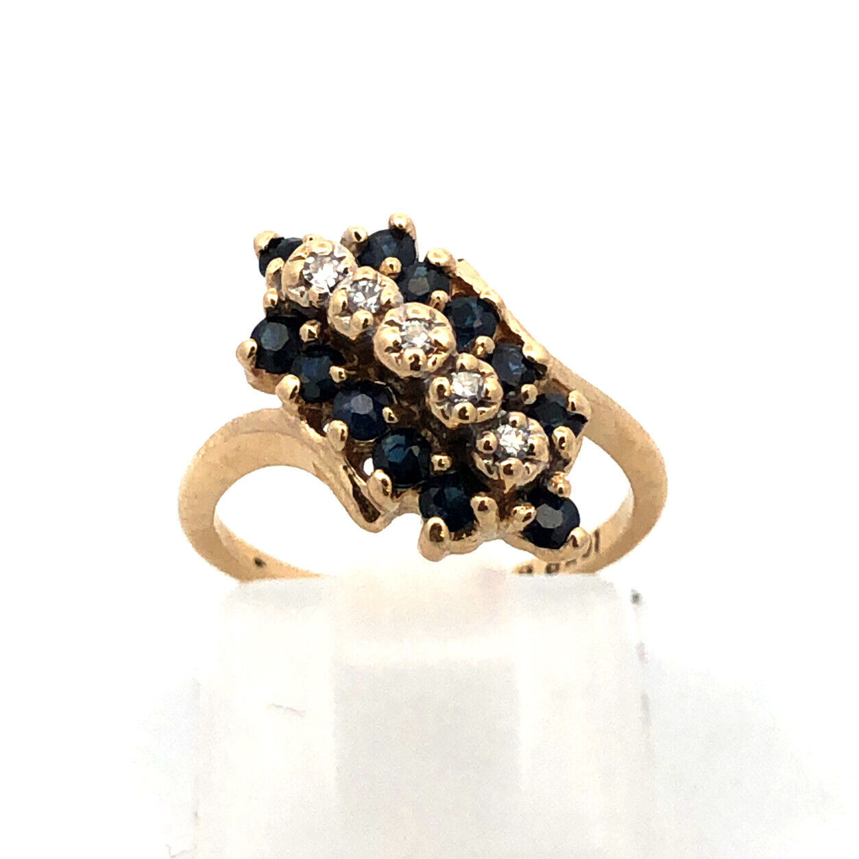 Designer WW 10K Yellow Gold Round Sapphire Diamond Oval Bypass Cluster Ring